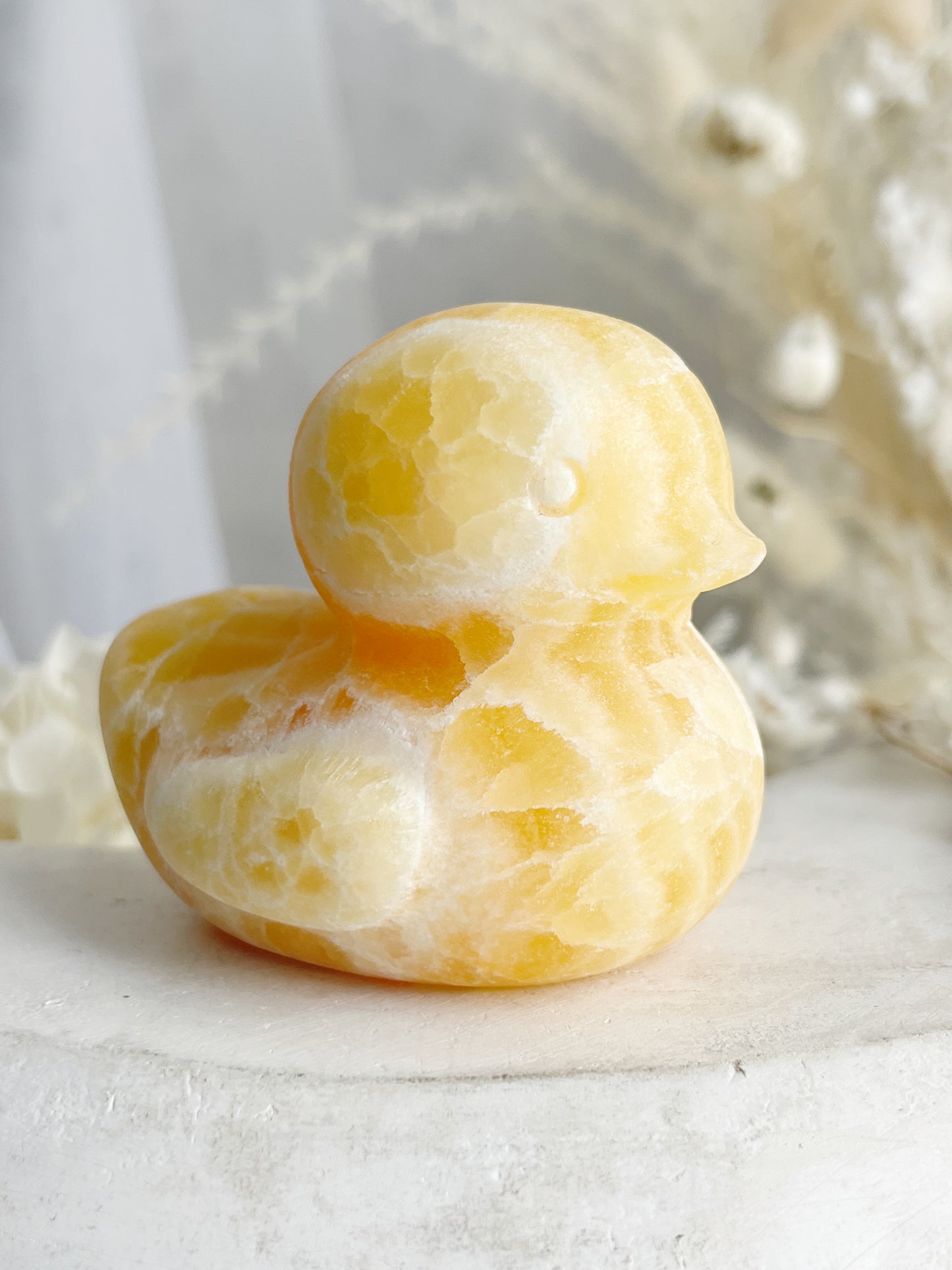 ORANGE CALCITE DUCK || 31165