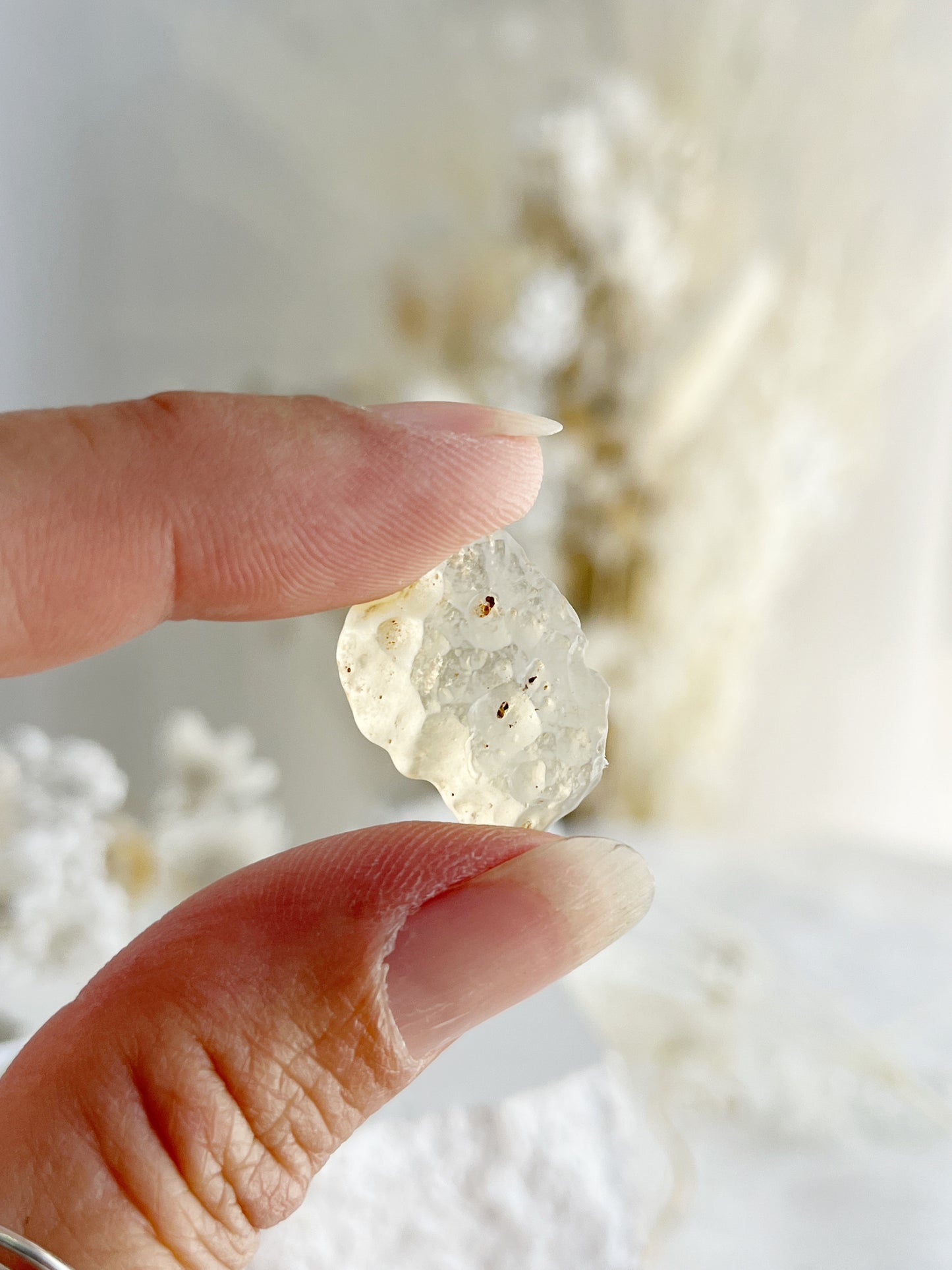 LIBYAN DESERT GLASS SPECIMEN. STONED AND SAGED AUSTRALIA.