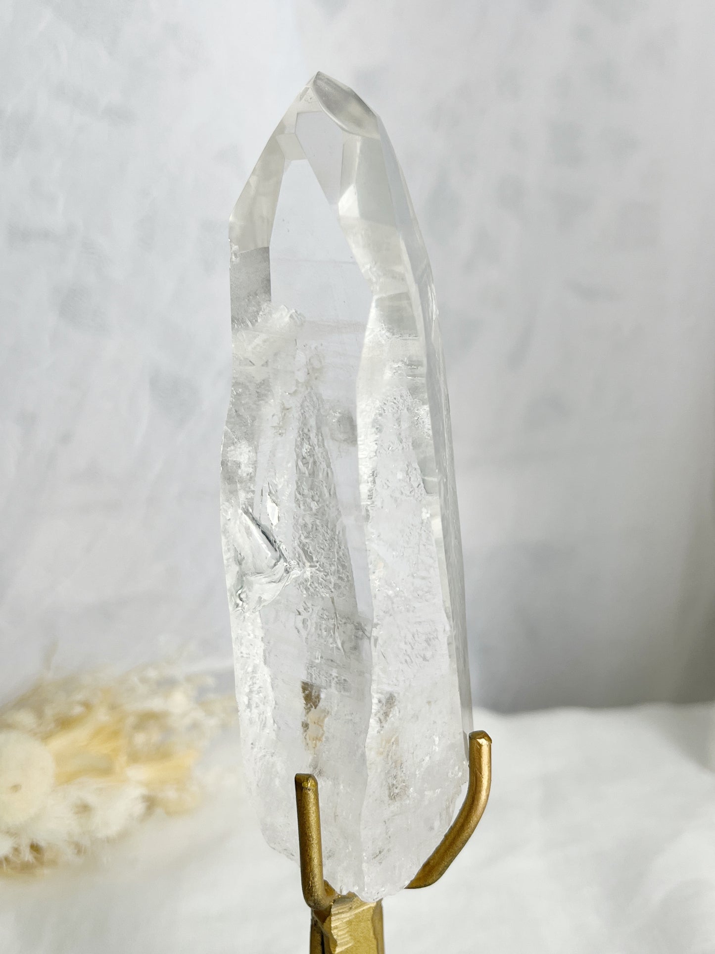 LEMURIAN QUARTZ POINT ON STAND || 30680