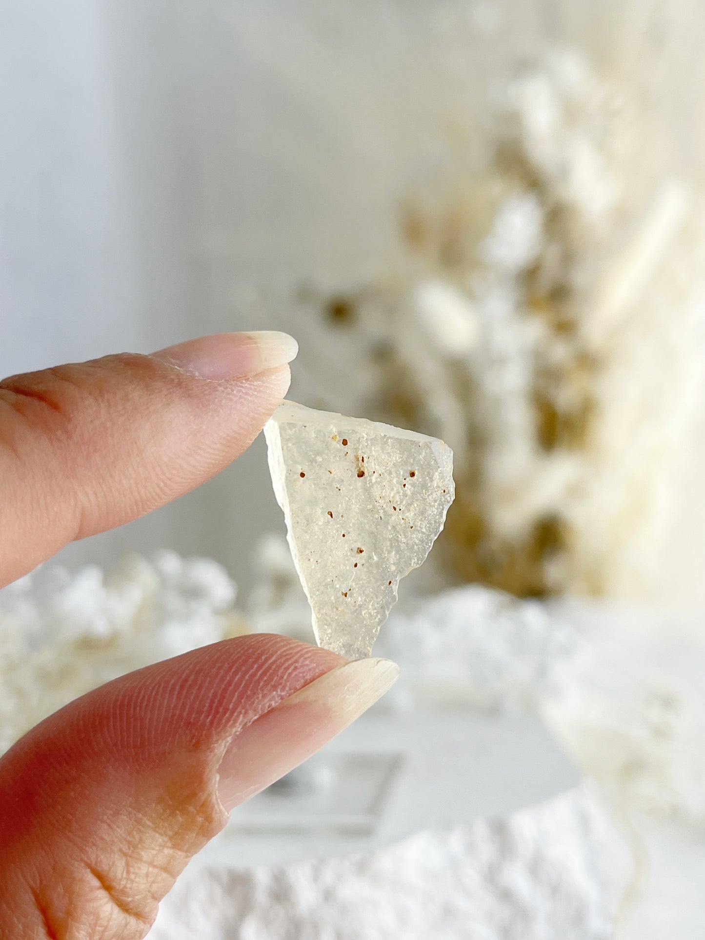 LIBYAN DESERT GLASS SPECIMEN. STONED AND SAGED AUSTRALIA.