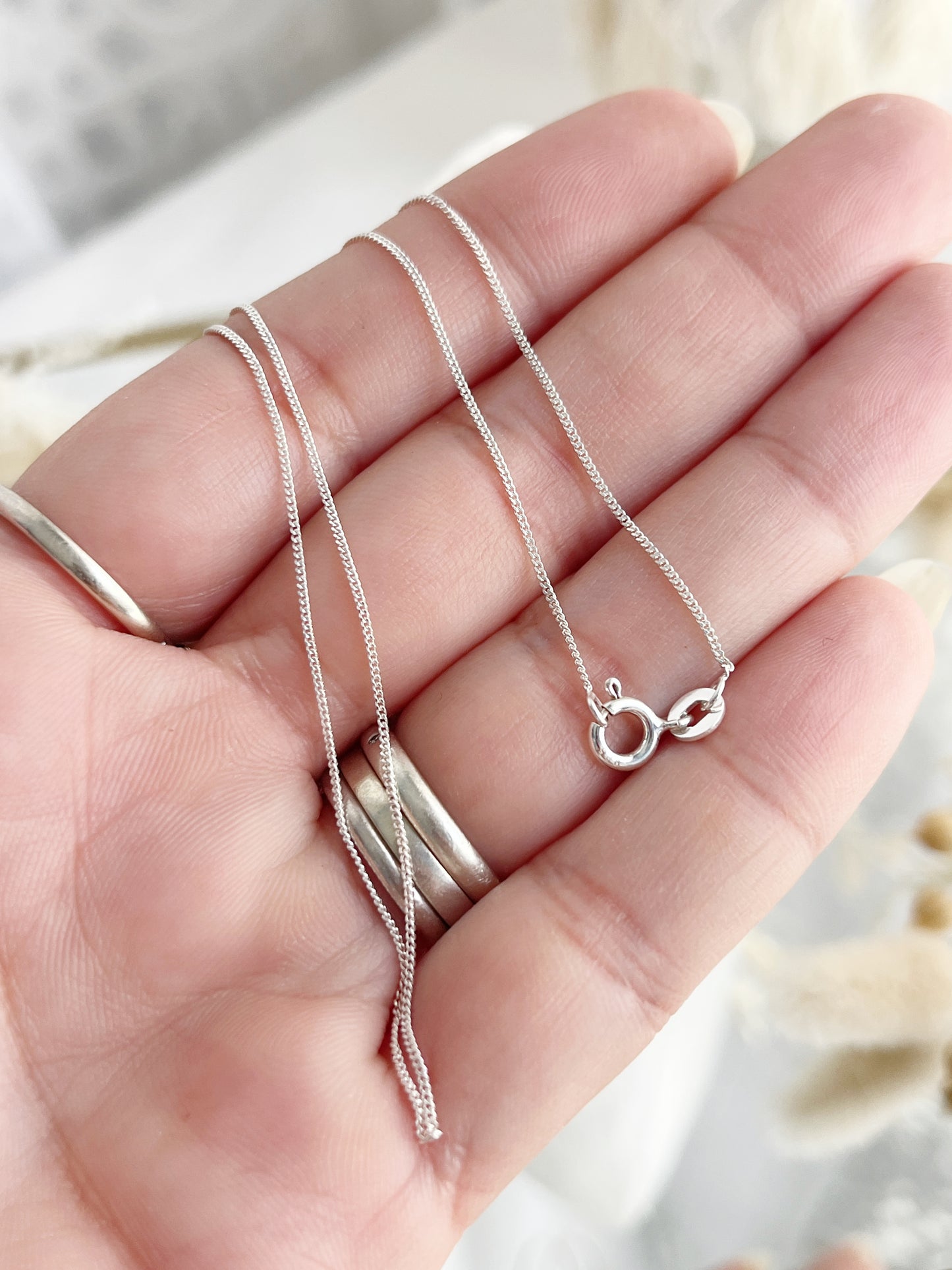 SIMPLE STERLING SILVER NECKLACE