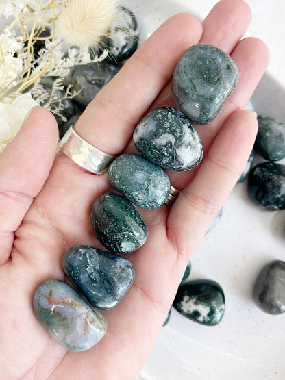 MOSS AGATE TUMBLE