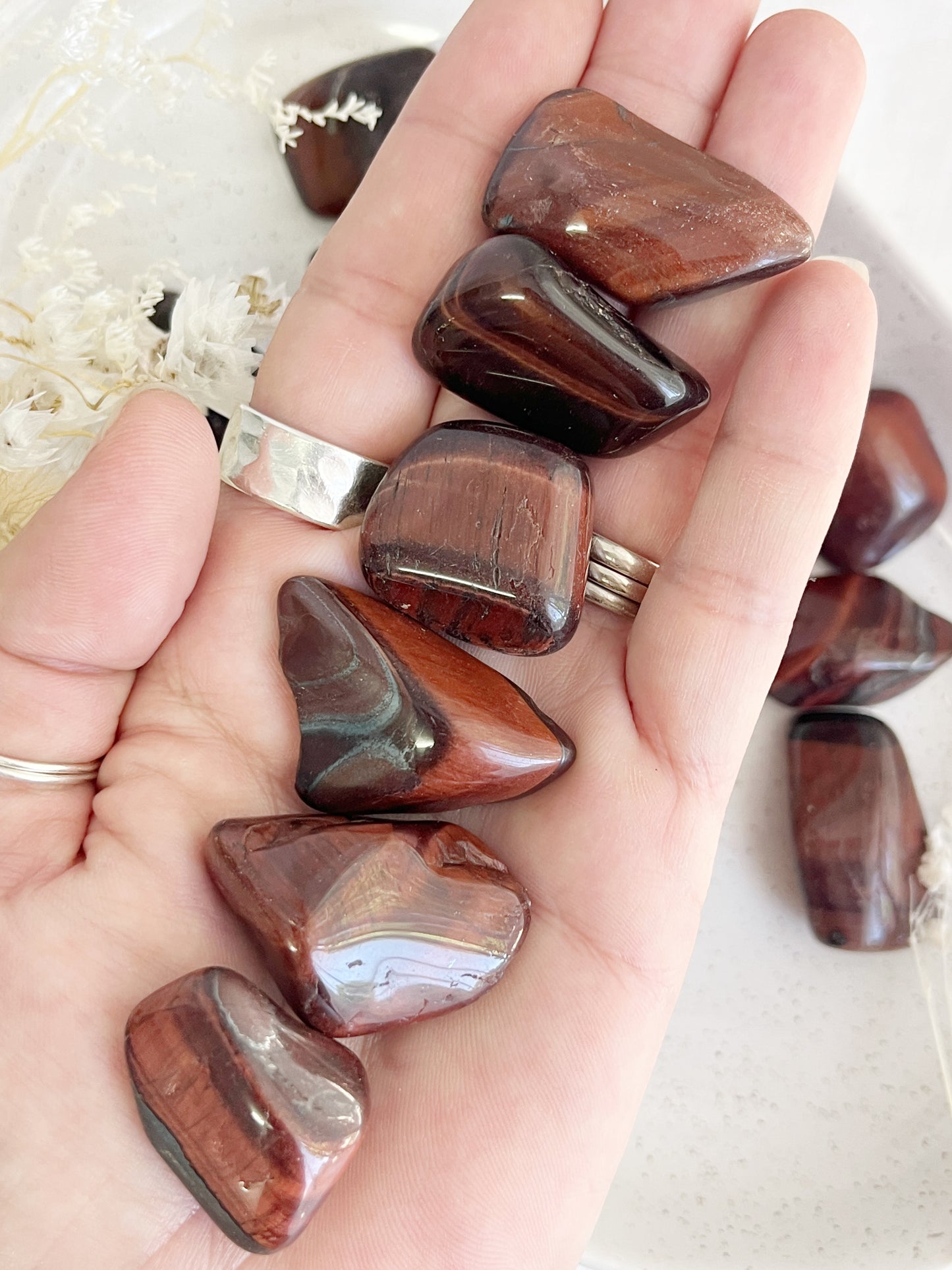 RED TIGERS EYE TUMBLE