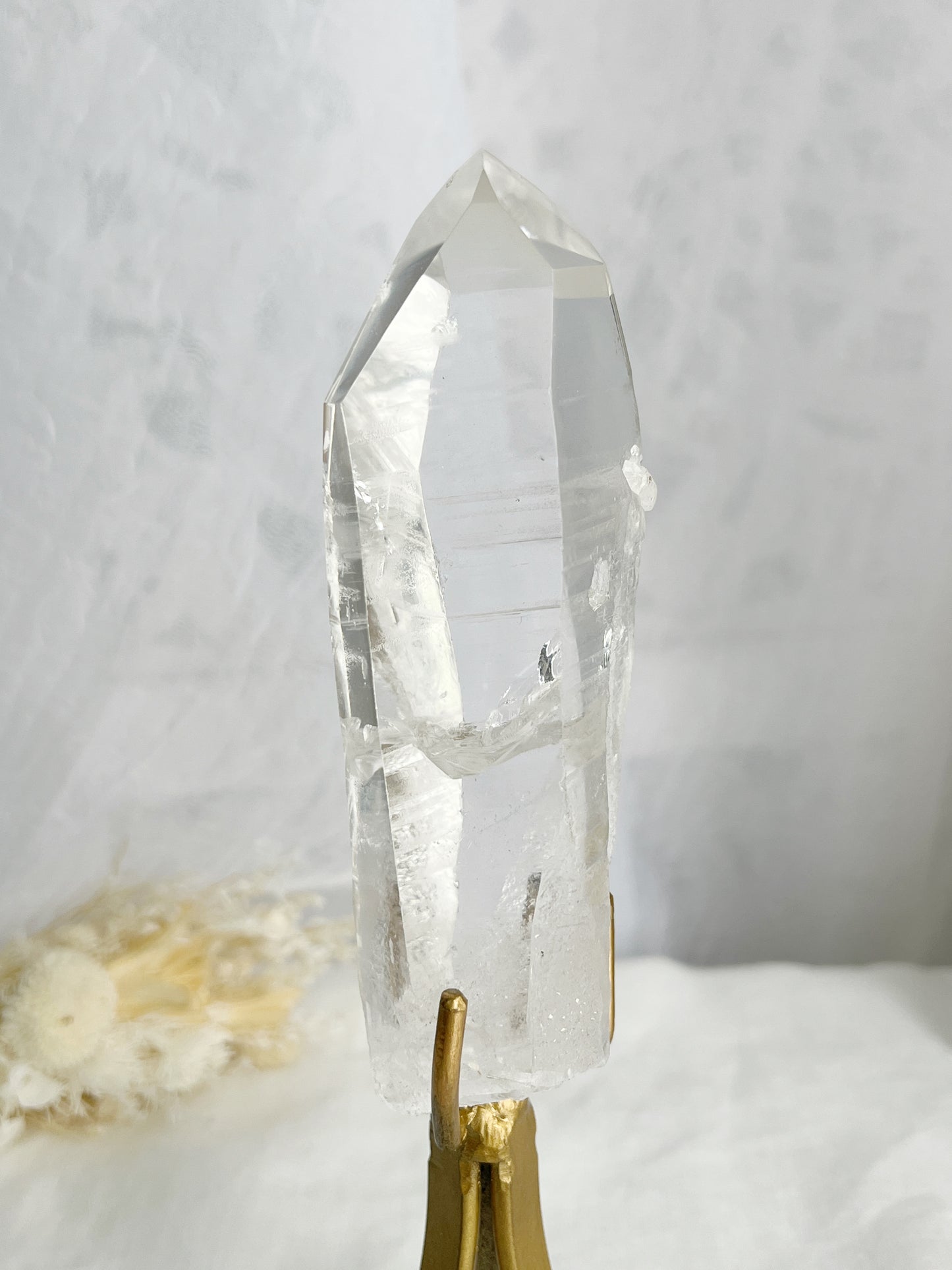 LEMURIAN QUARTZ POINT ON STAND || 30680