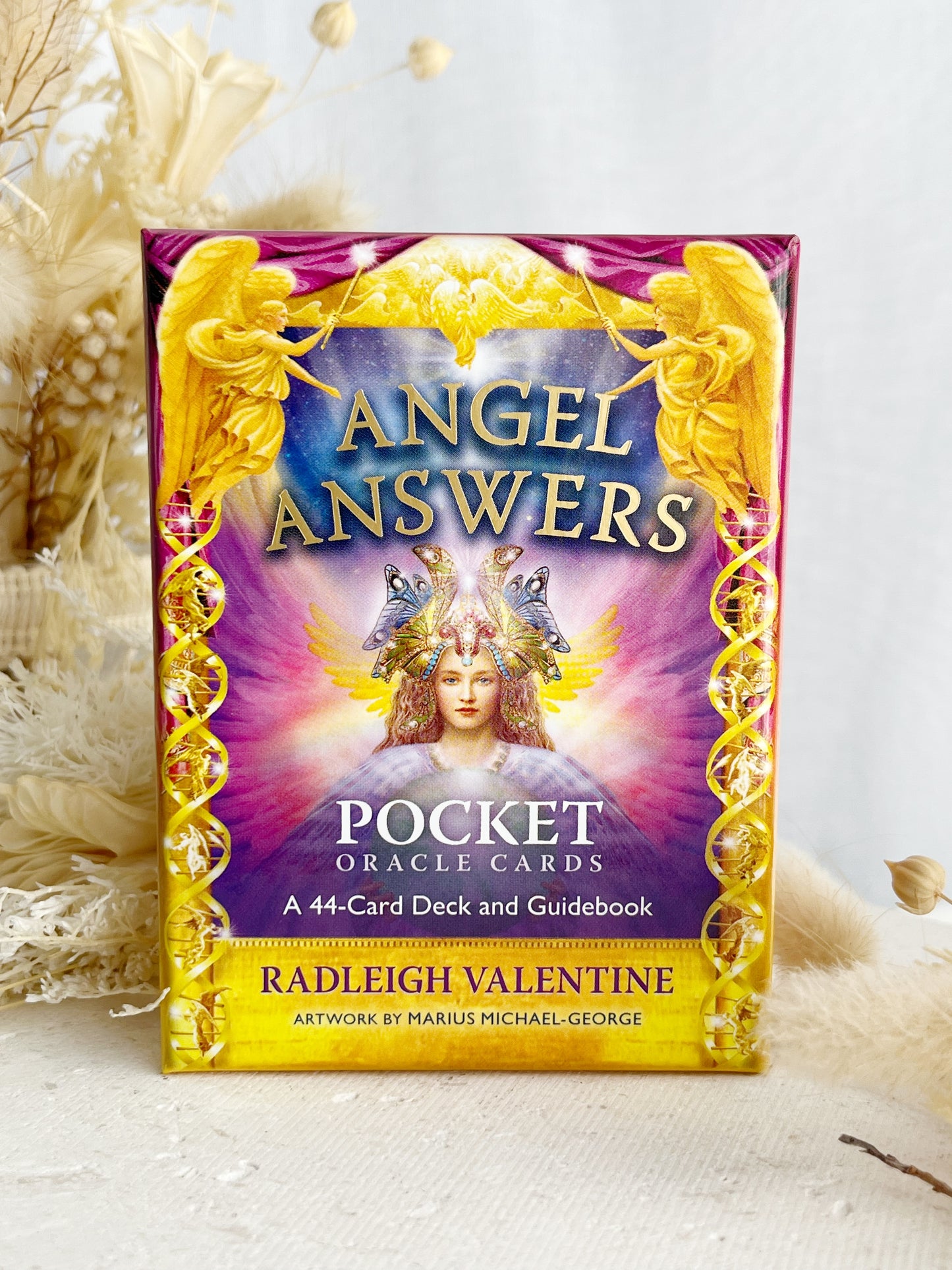  ANGEL ANSWERS, POCKET ORACLE, RADLEIGH VALENTINE, MARIUS MICHAEL-GEORGE