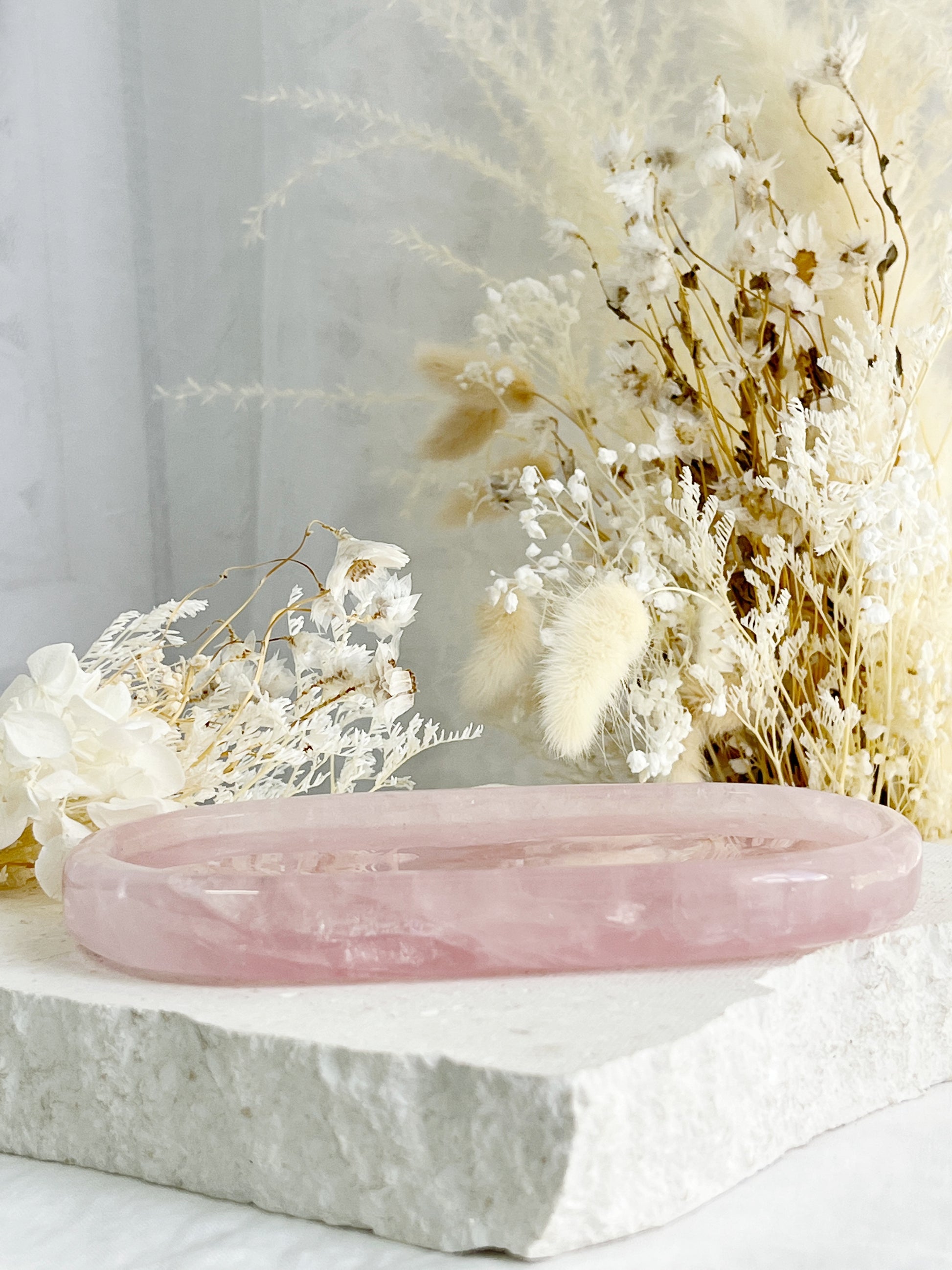ROSE QUARTZ CRYSTAL BOWL TRAY TRINKET DISH AUSTRALIA SELF LOVE LOVE COMPASSION STONED AND SAGED 
