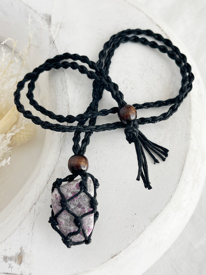 MACRAME NECKLACE, STONED AND SAGED AUSTRALIA