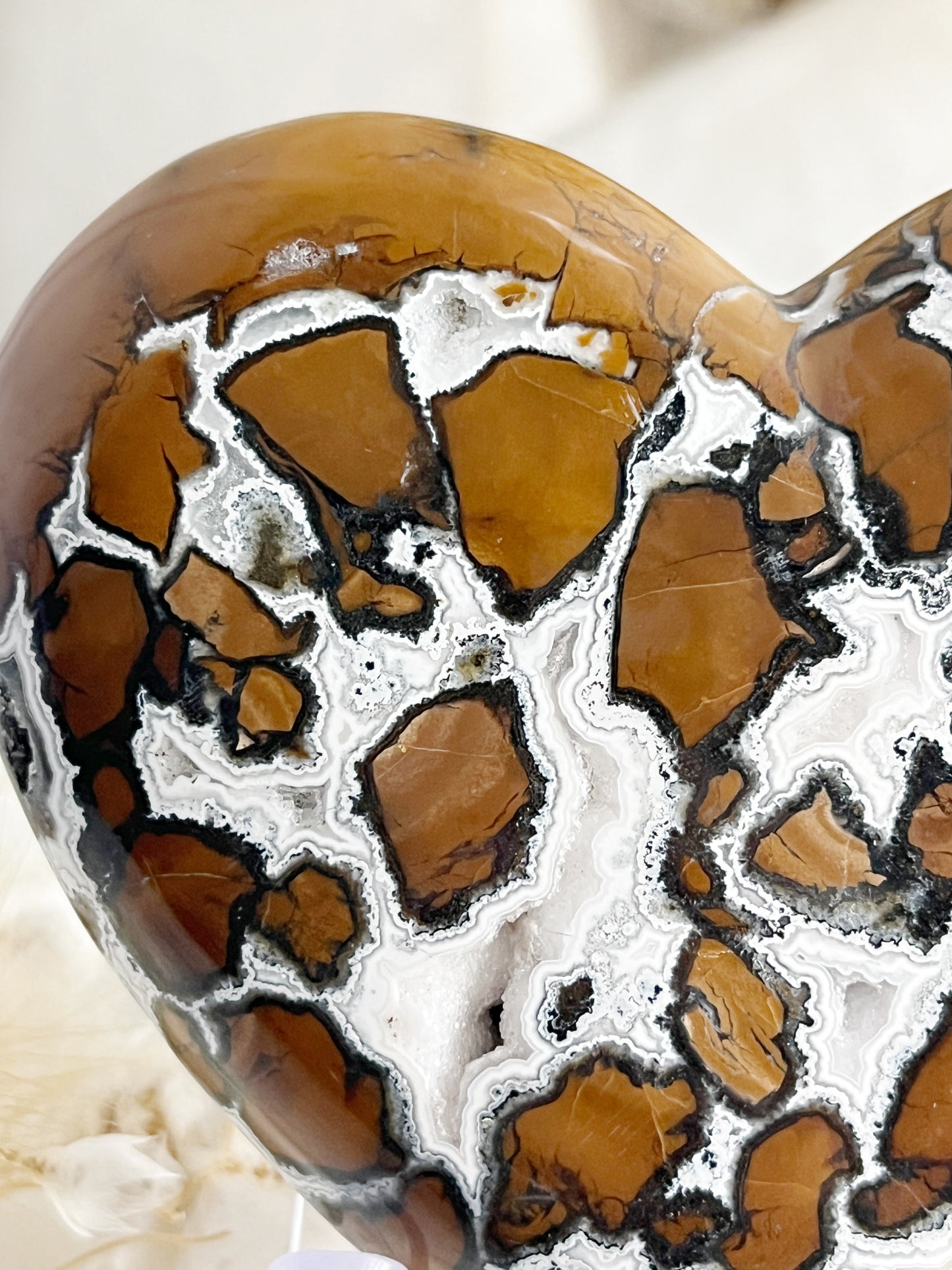 BROWN BRECCIATED JASPER HEART || 31541