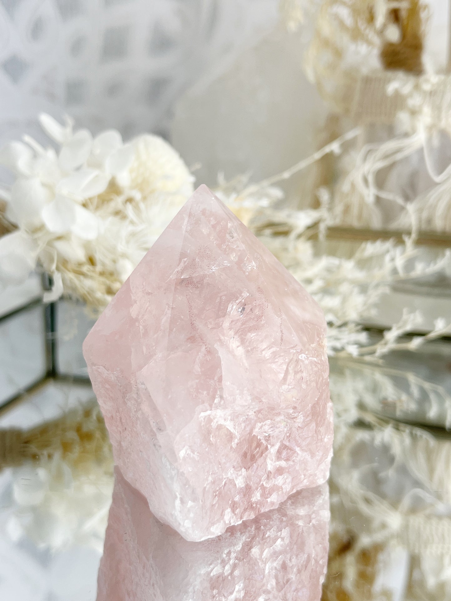 ROSE QUARTZ SEMI POLISHED POINT || 30037