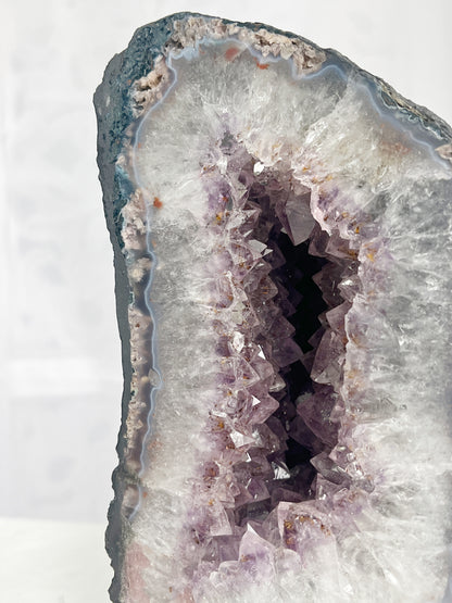 AMETHYST CAVE || 31709