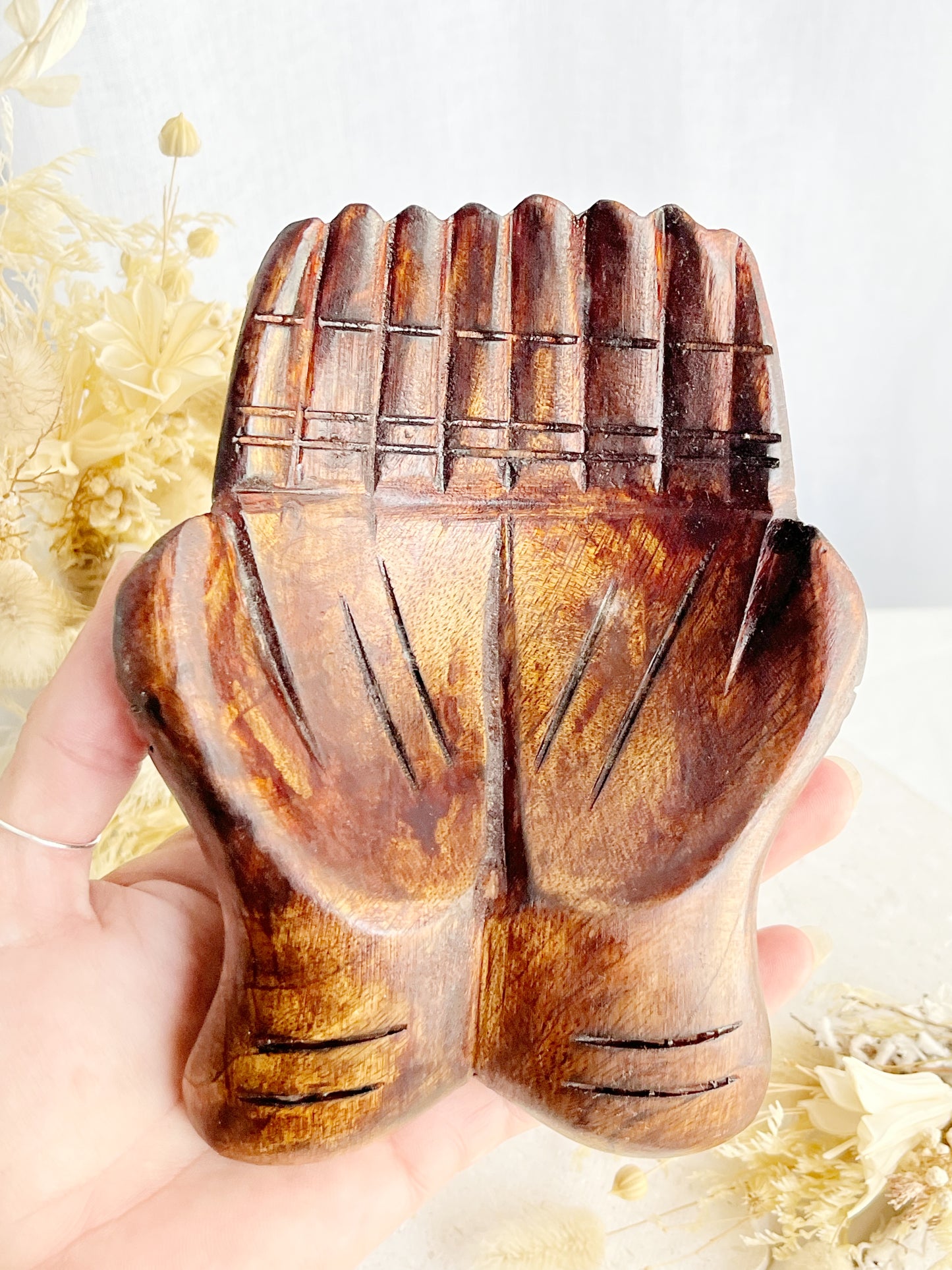 WOODEN HANDS BOWL || SMALL 15CM