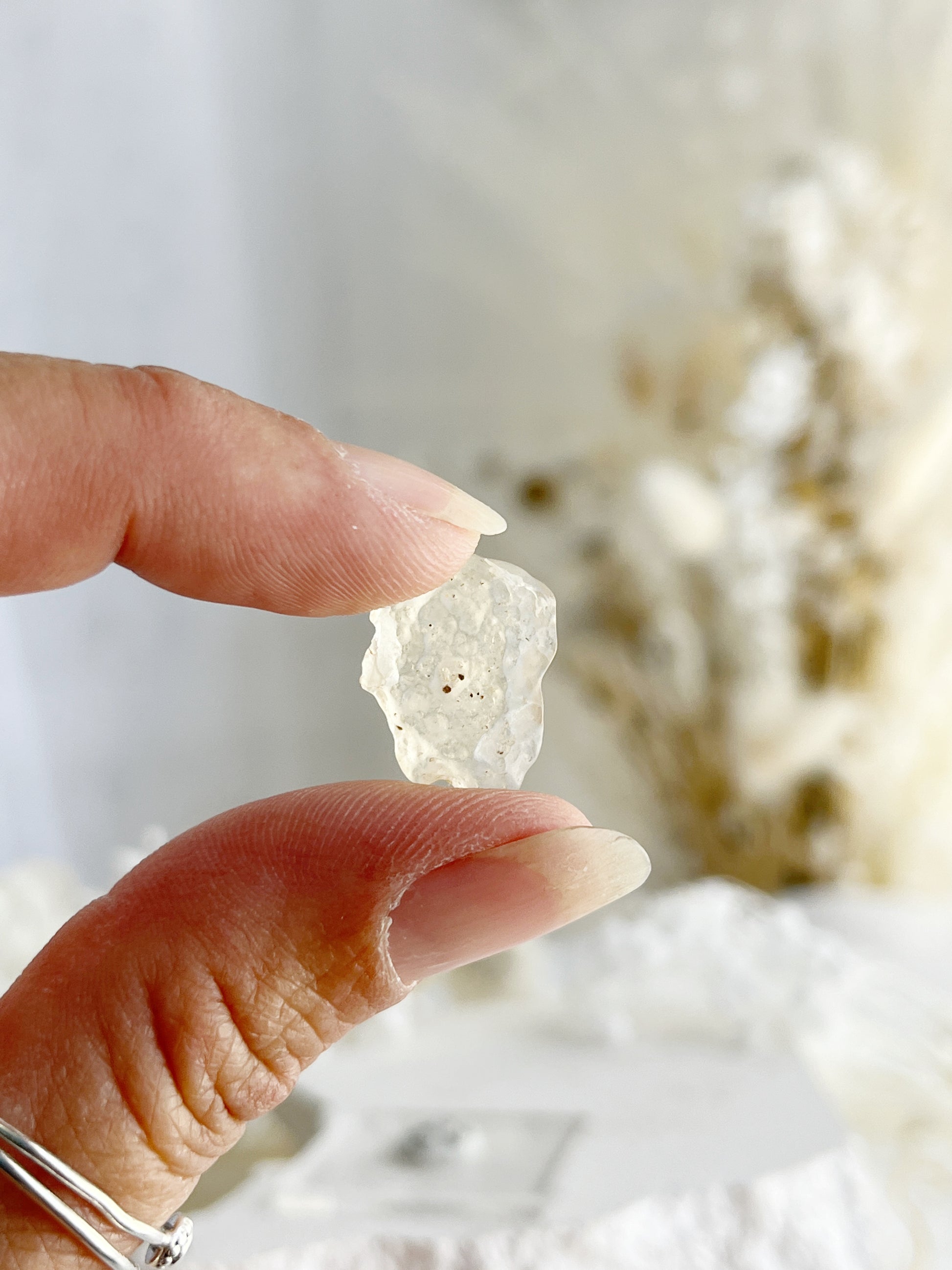 LIBYAN DESERT GLASS SPECIMEN. STONED AND SAGED AUSTRALIA.