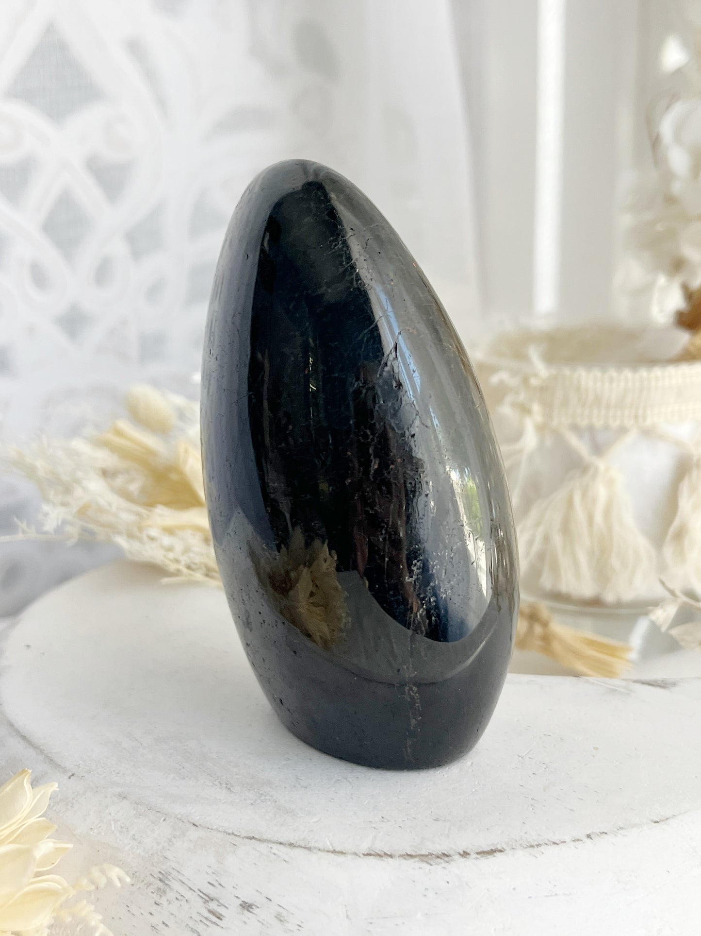 BLACK TOURMALINE DOME || 30442