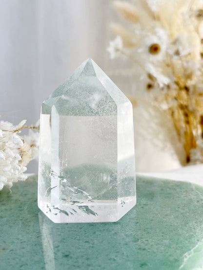 CLEAR QUARTZ GENERATOR || 31417