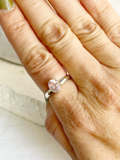 MORGANITE RING | OVAL STACKABLE