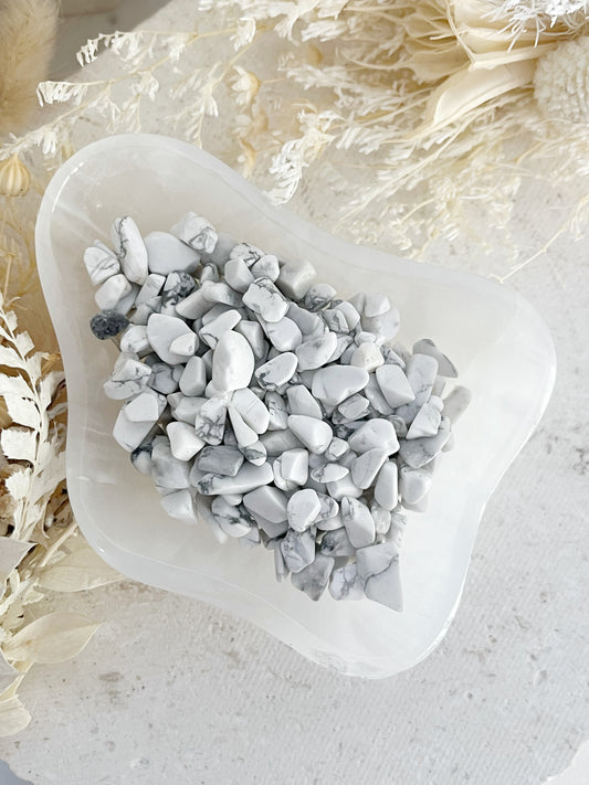 HOWLITE CHIPS, 100g, STONED AND SAGED AUSTRALIA