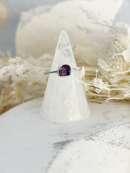 AMETHYST STERLING SILVER RING , AUSTRALIA