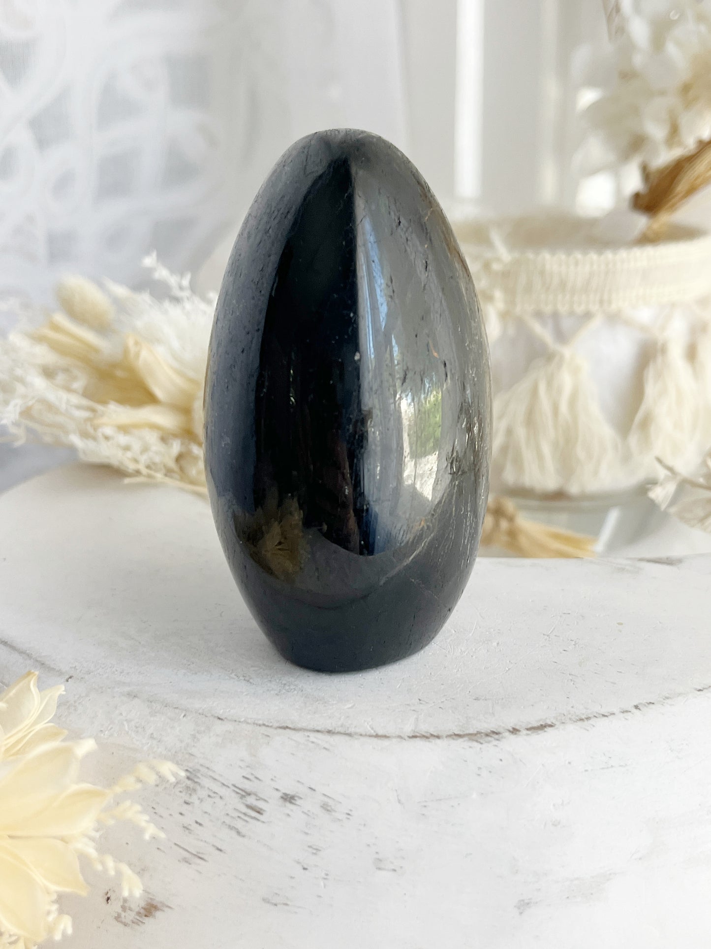 BLACK TOURMALINE DOME || 30444