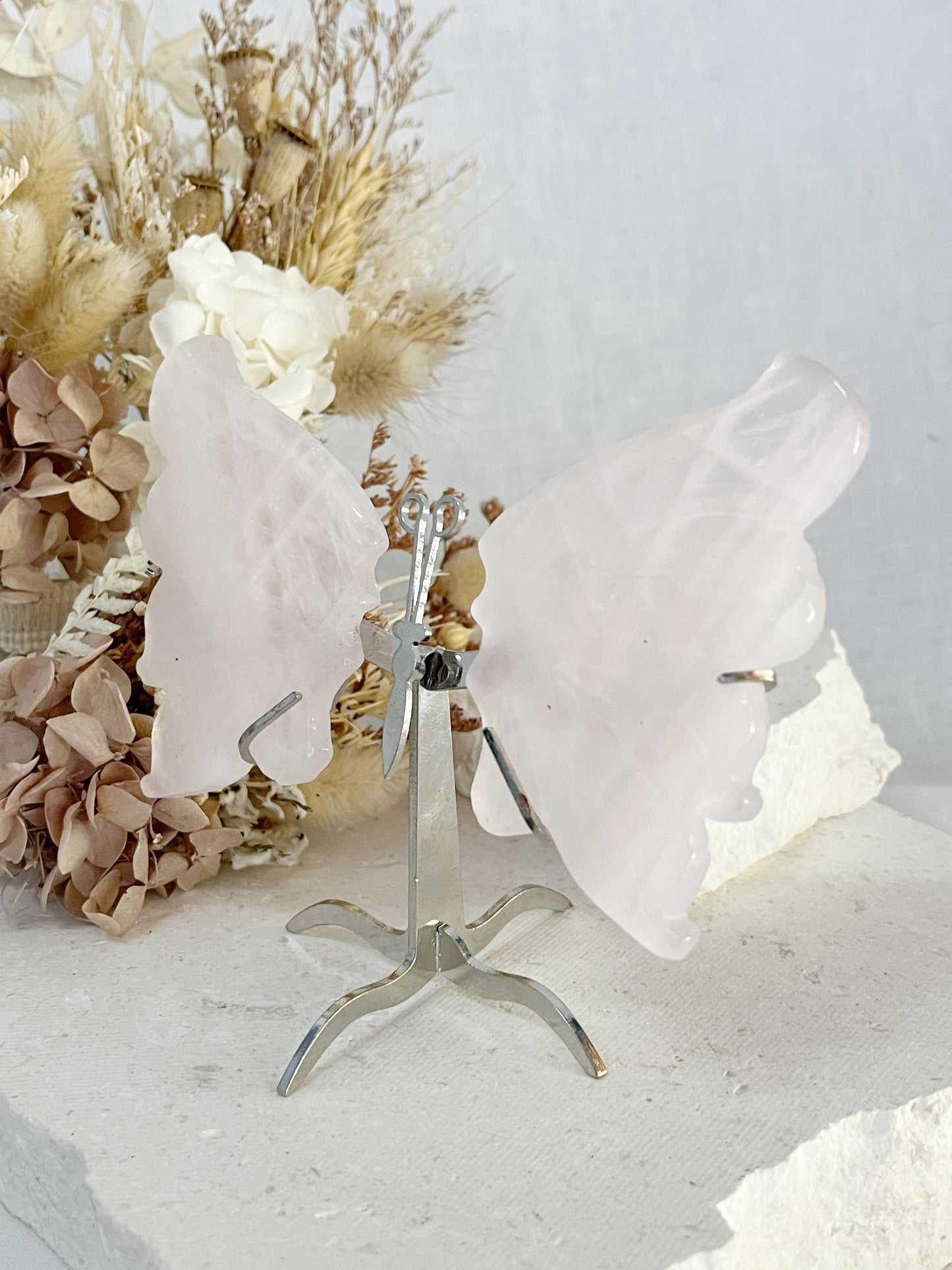 ROSE QUARTZ WINGS | ON STAND 101222