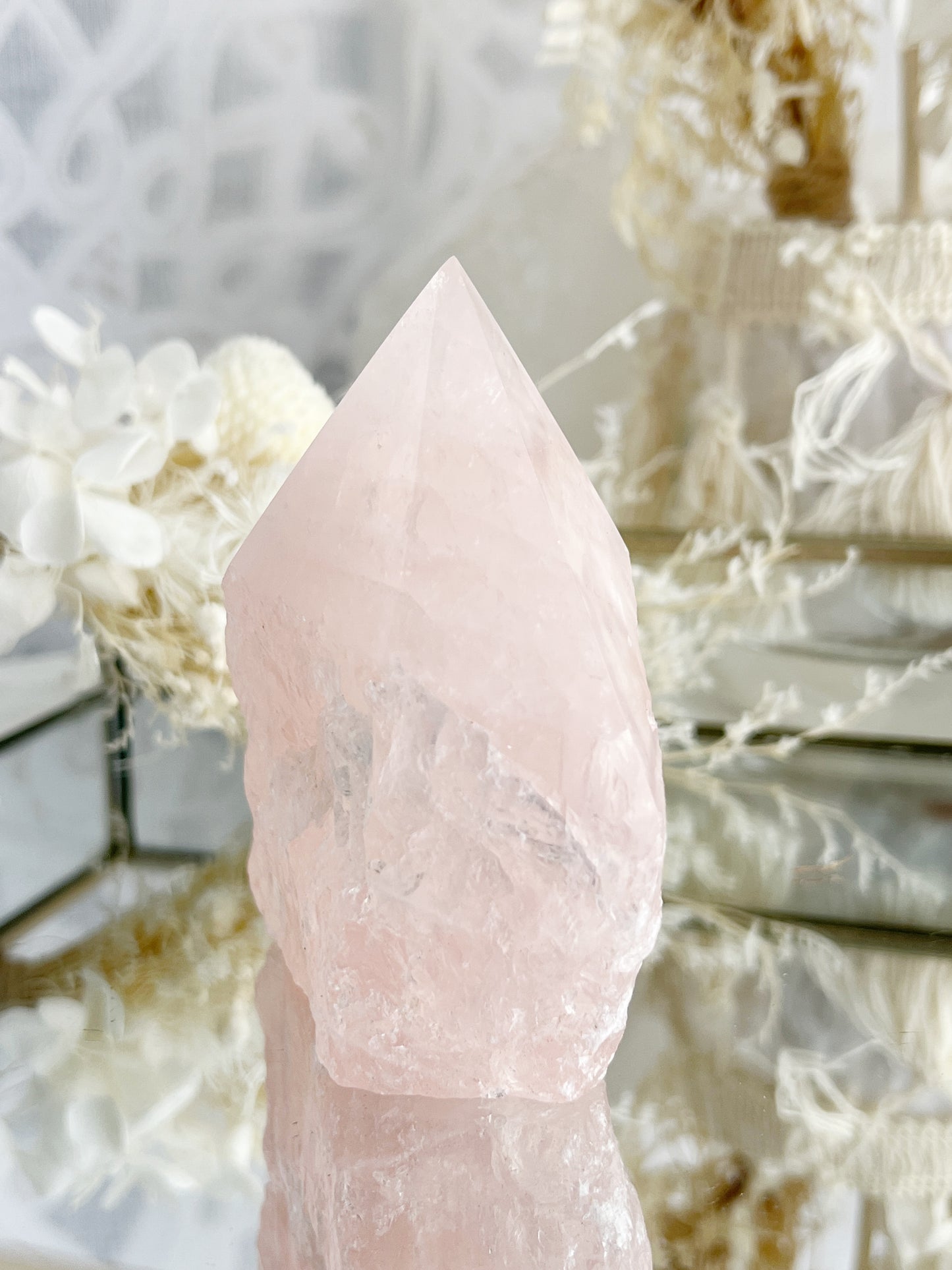 ROSE QUARTZ SEMI POLISHED POINT || 30036