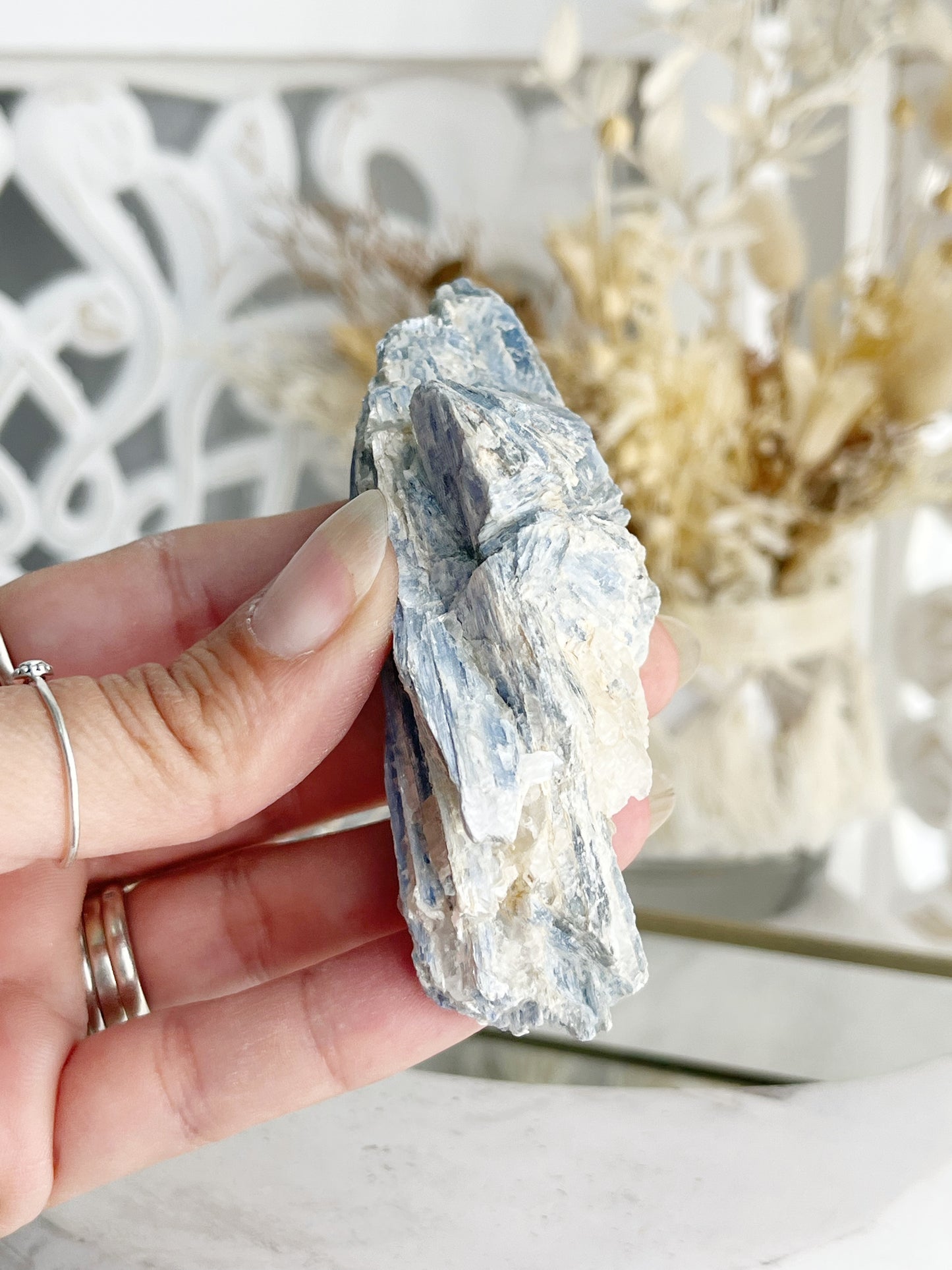 BLUE KYANITE ROUGH || 20592