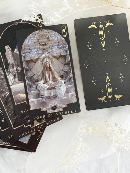 EMERALD PAPYRUS TAROT DECK || YANA SAINT LEVIE