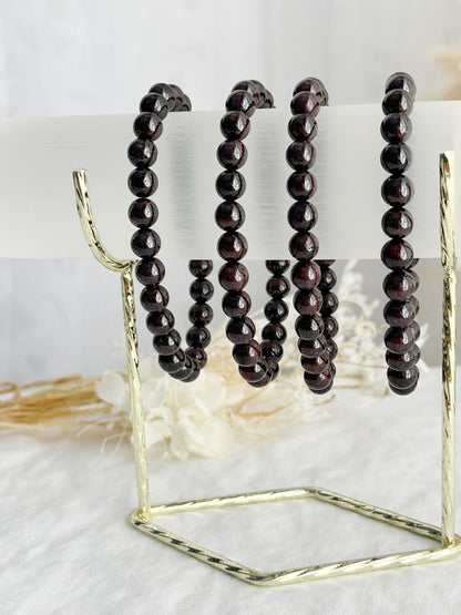 GARNET BEAD BRACELET || 7MM INTUITIVELY CHOSEN