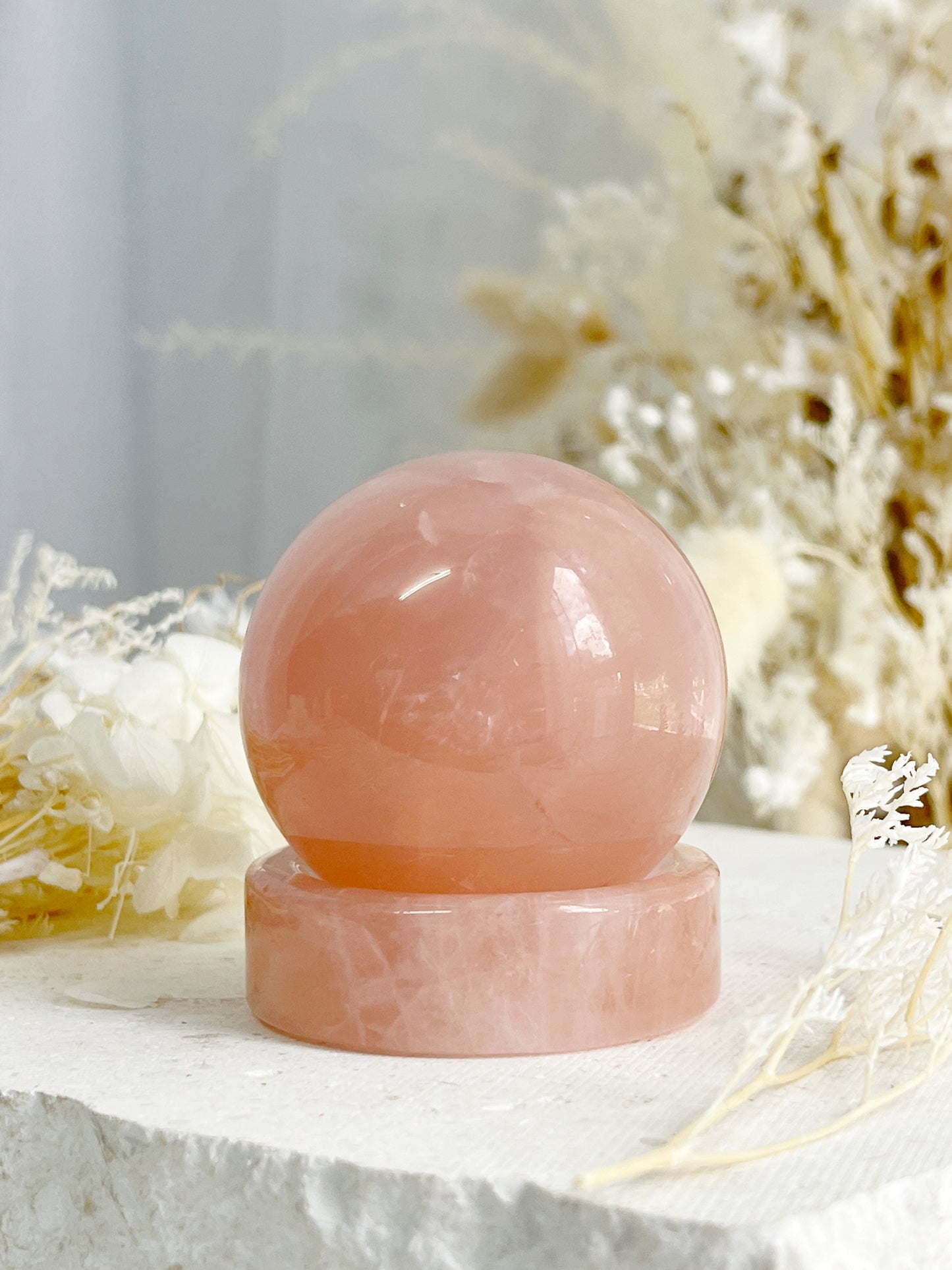 ROSE QUARTZ SPHERE || 31758