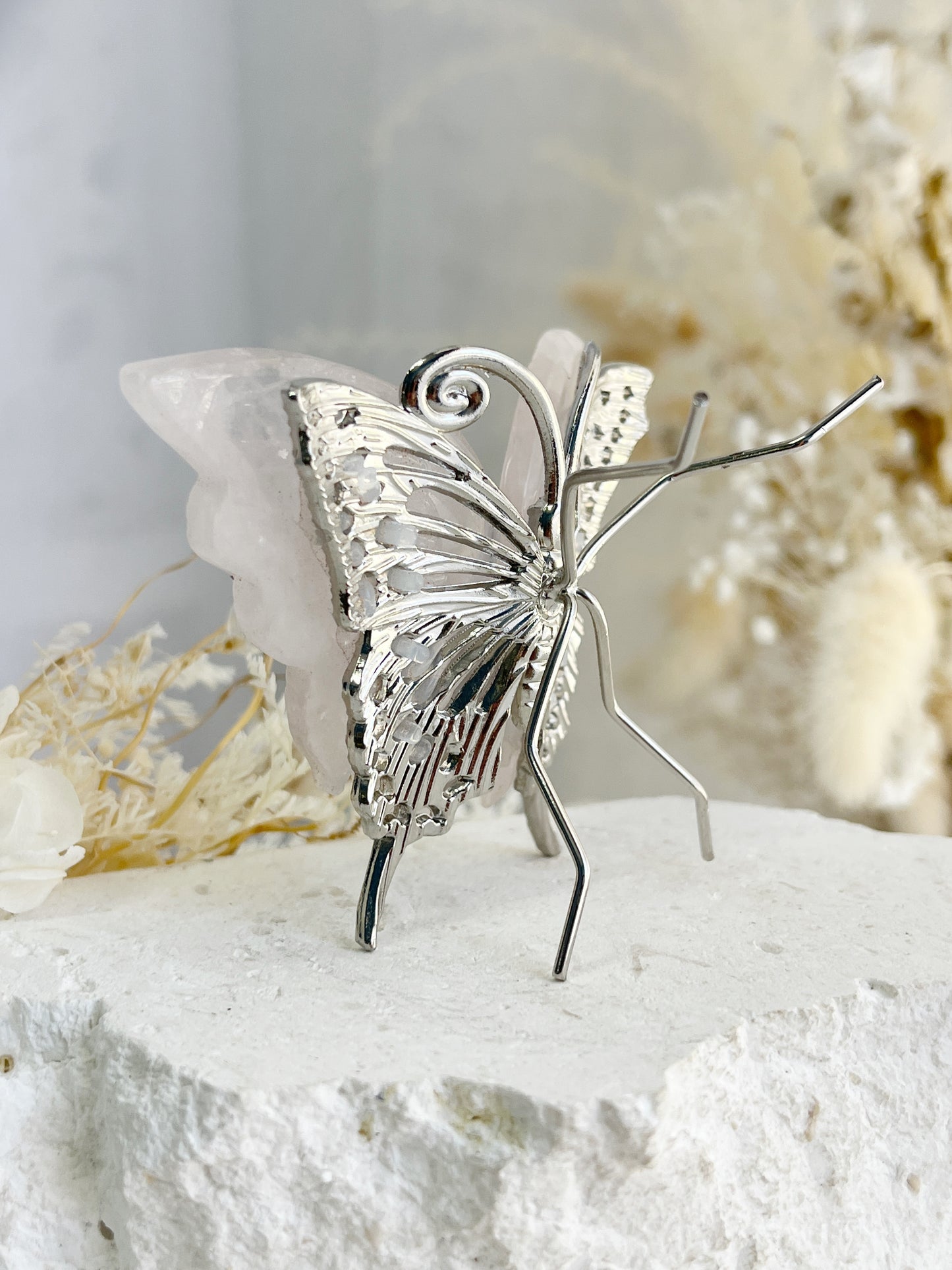 ROSE QUARTZ BUTTERFLY || 31785