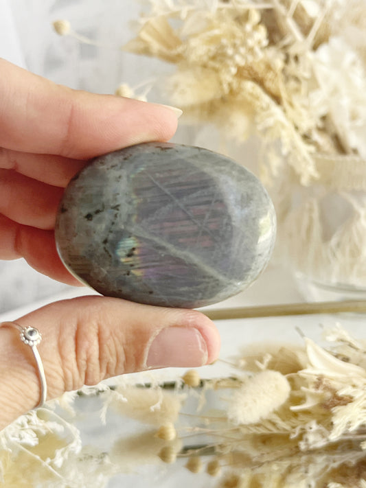 labradorite palmstone Crystal shop Australia 