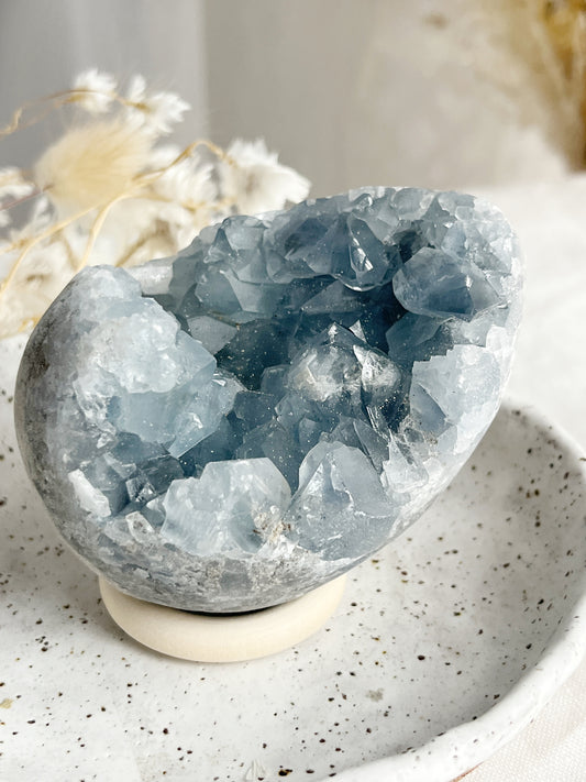 CELESTITE CLUSTER EGG || 31511