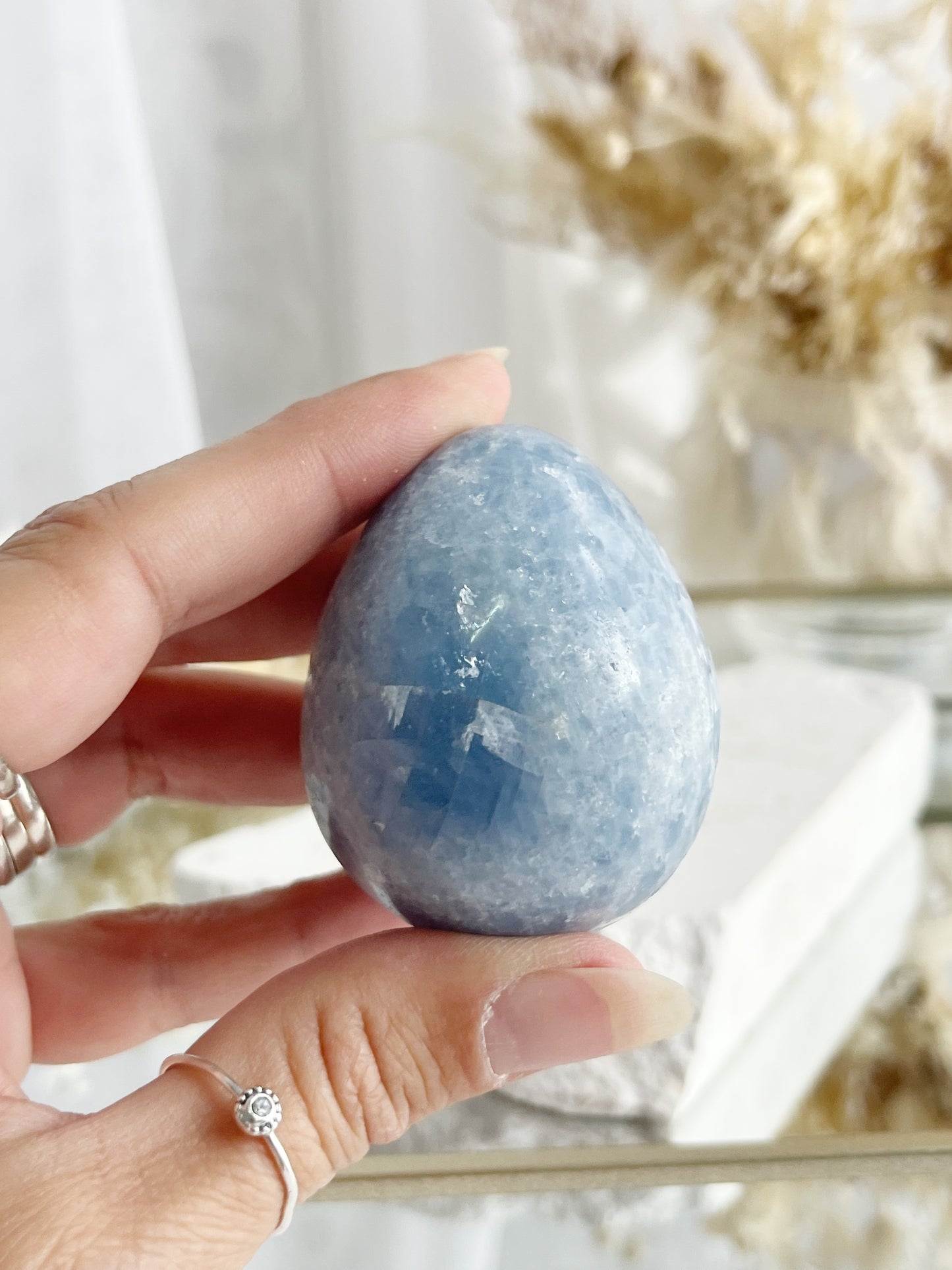 BLUE CALCITE EGG || 20809