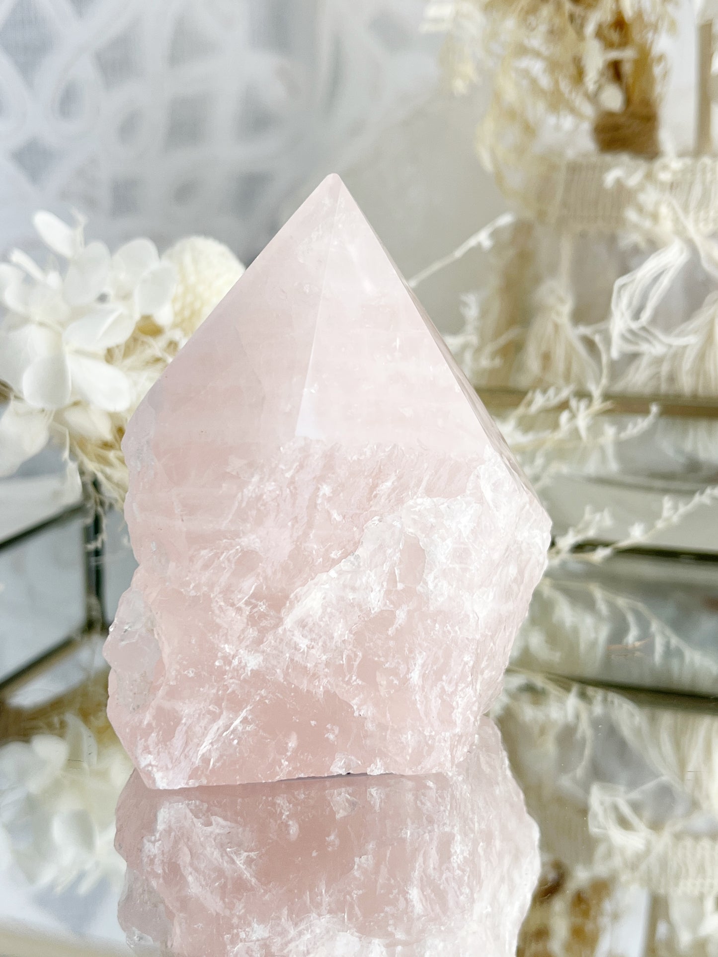 ROSE QUARTZ SEMI POLISHED POINT || 30036