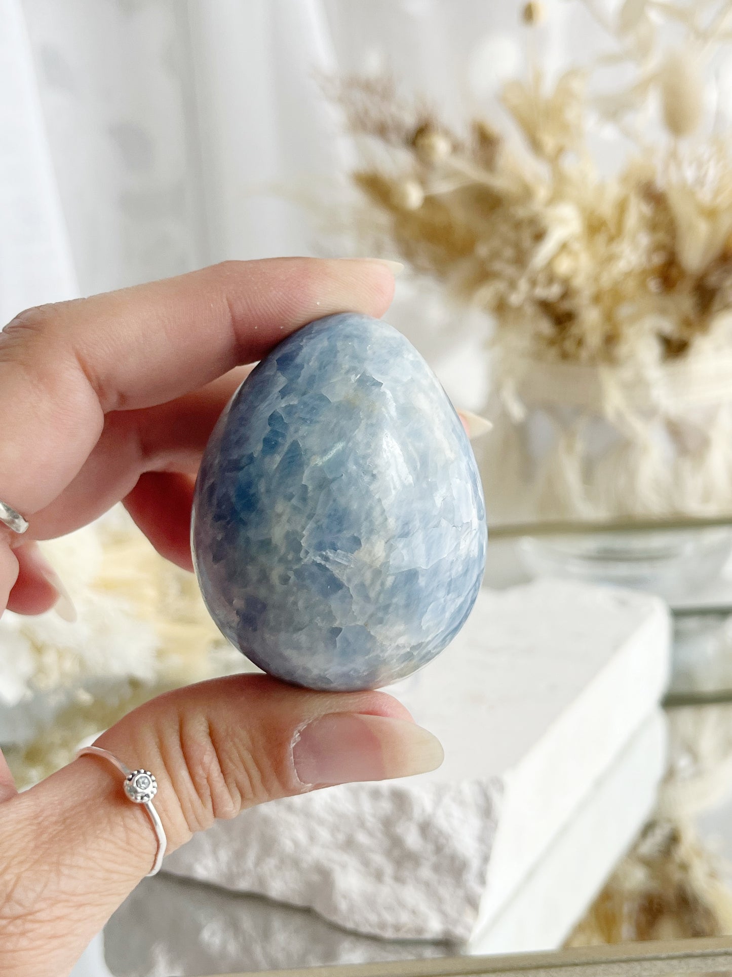 BLUE CALCITE EGG || 20805