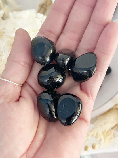 BLACK OBSIDIAN TUMBLE