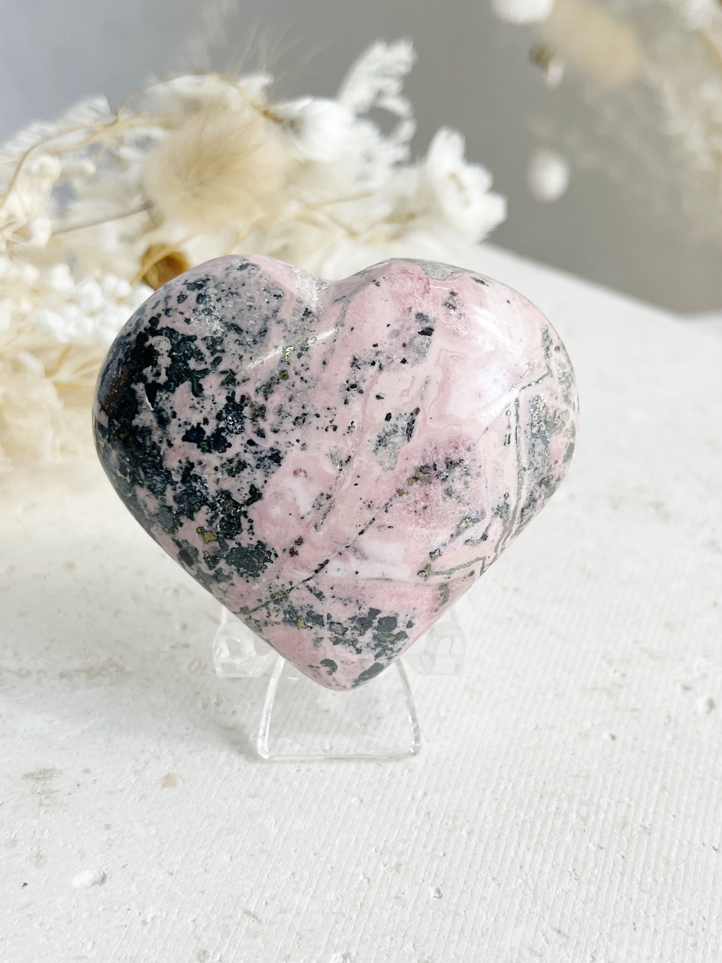 PERUVIAN RHODONITE HEART || 31307