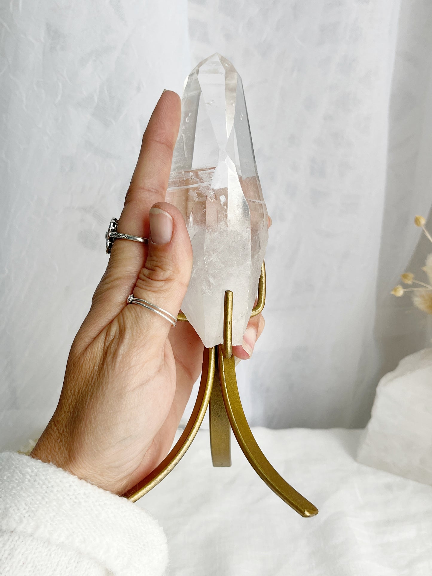 LEMURIAN QUARTZ POINT ON STAND || 30678