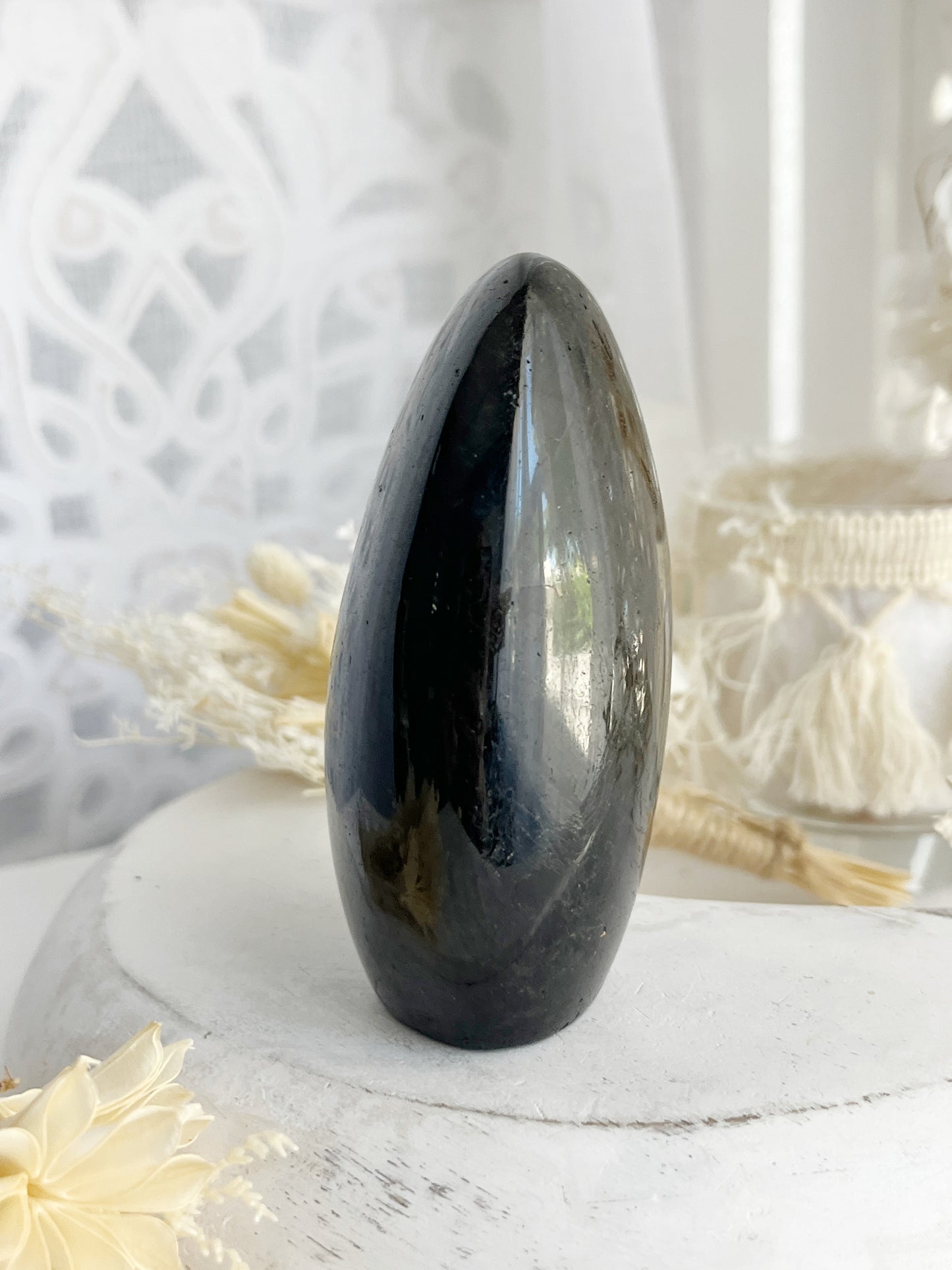 BLACK TOURMALINE DOME || 30442