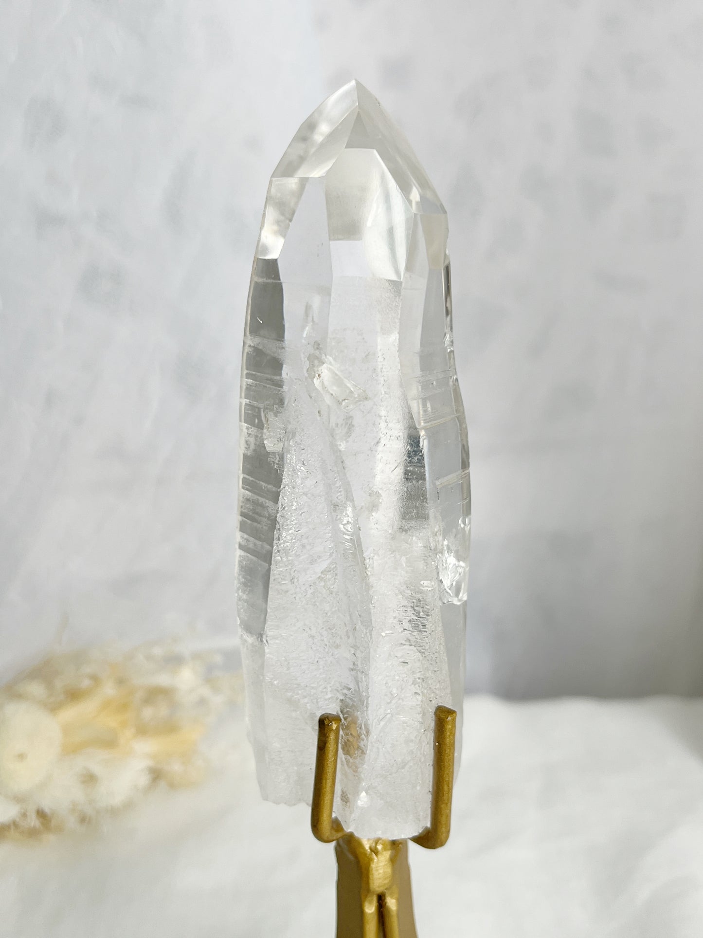 LEMURIAN QUARTZ POINT ON STAND || 30680