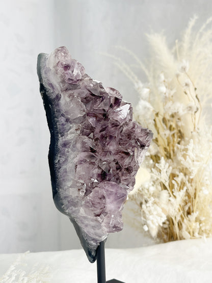AMETHYST CLUSTER ON STAND || 31710