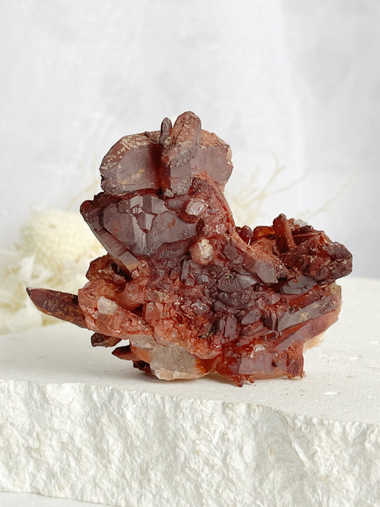 RED HEMATITE QUARTZ CLUSTER || 30685