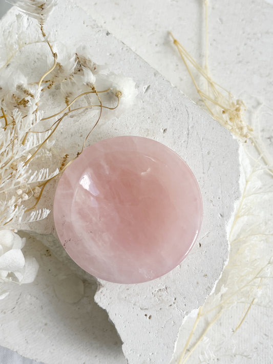 ROSE QUARTZ CRYSTAL BOWL MINI TRINKET DISH TRAY SPHERE HOLDER STAND AUSTRALIA SELF LOVE LOVE COMPASSION STONED AND SAGED 