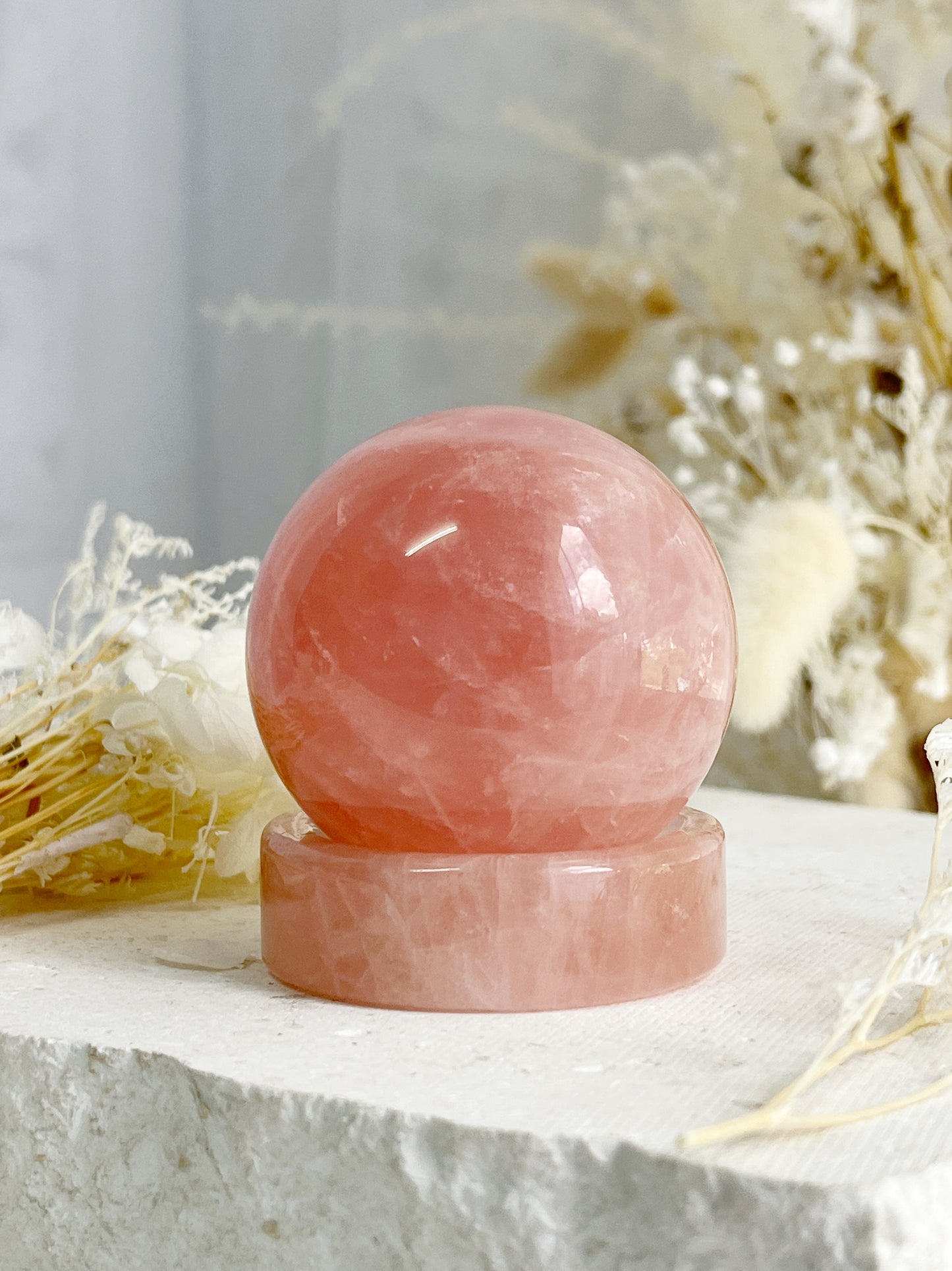 ROSE QUARTZ SPHERE || 31755