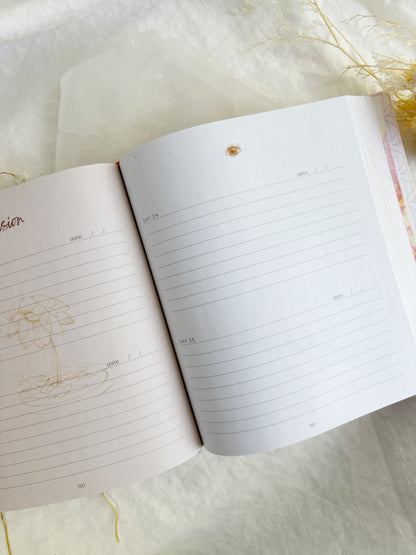 SACRED MOON JOURNAL || MOANA ROSE MOON