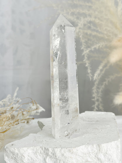 CLEAR QUARTZ GENERATOR || 32112