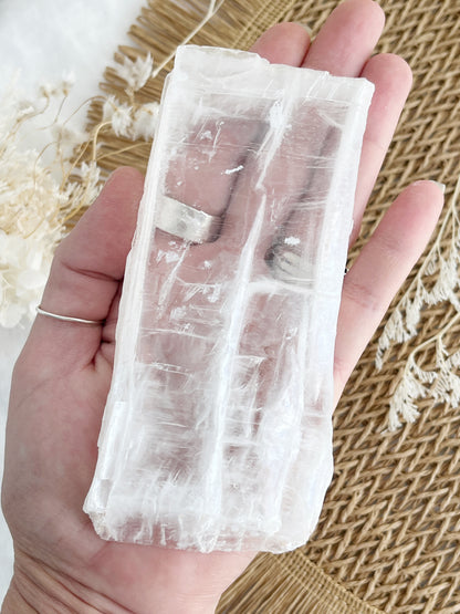 UTAH ICE SELENITE WINDOW || 32142