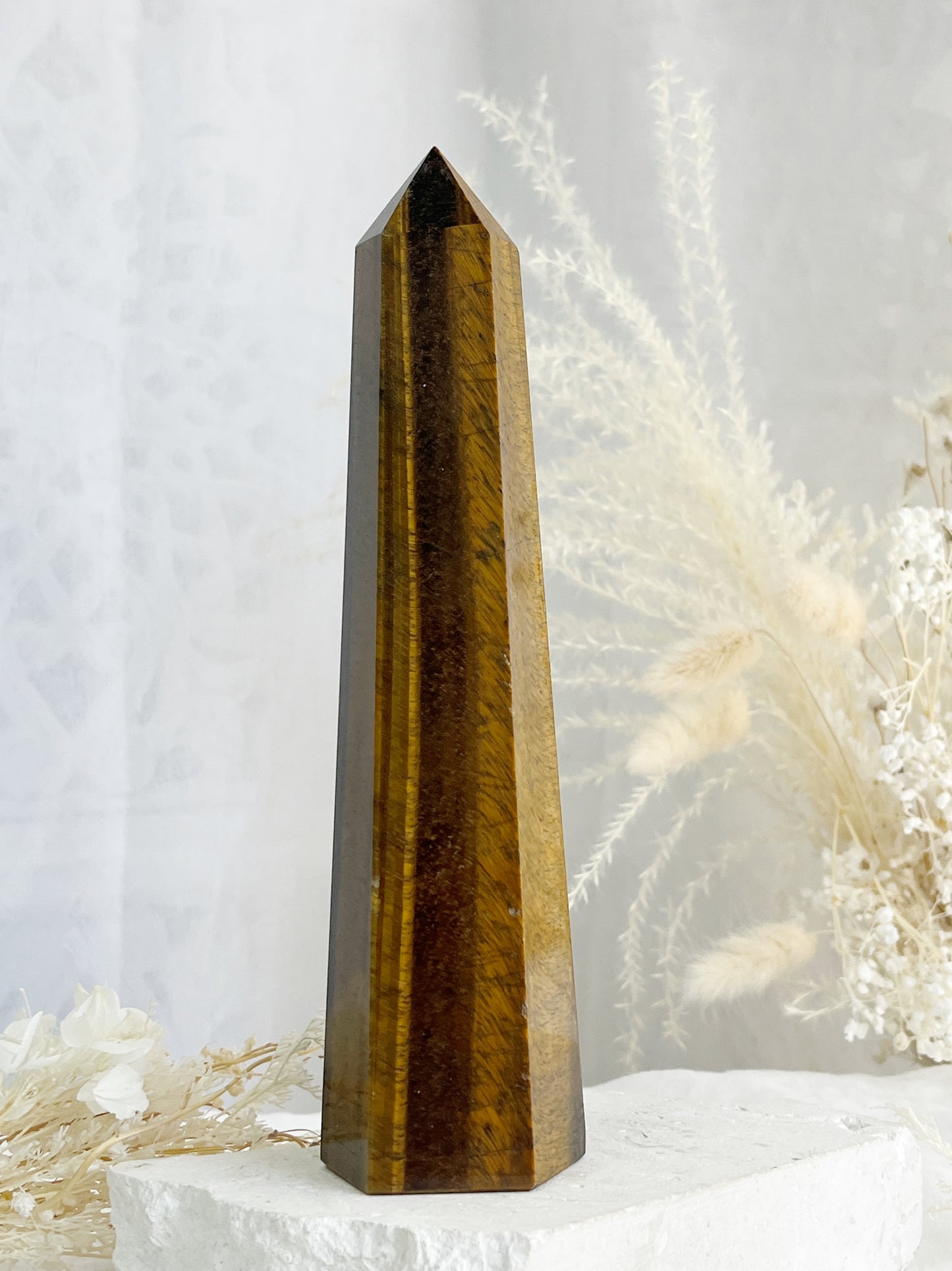 TIGERS EYE TOWER GENERATOR POINT EMERALD QLD AUSTRALIA CRYSTAL SHOP