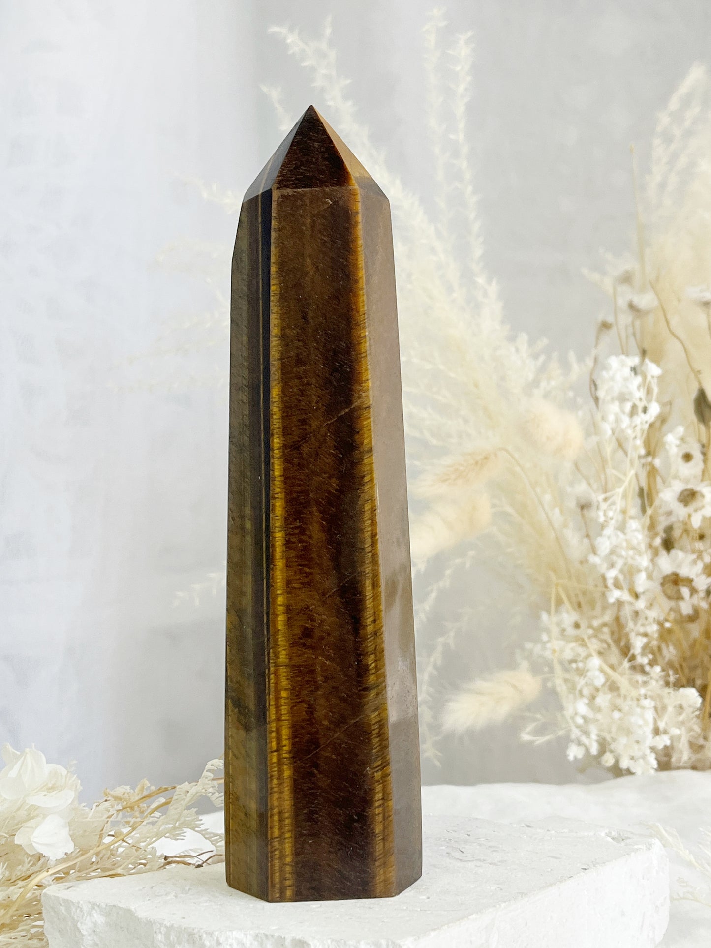 LARGE TIGERS EYE TOWER GENERATOR POINT EMERALD QLD AUSTRALIA CRYSTAL SHOP