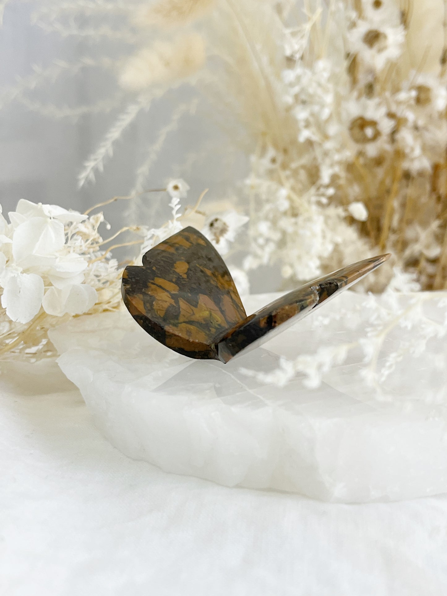 BROWN BRECCIATED JASPER 3D BUTTERFLY || 32155