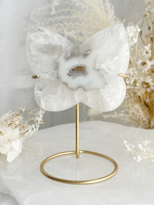 GREY AND WHITE DRUZE AGATE BUTTERFLY CARVING ON STAND AUSTRALIA